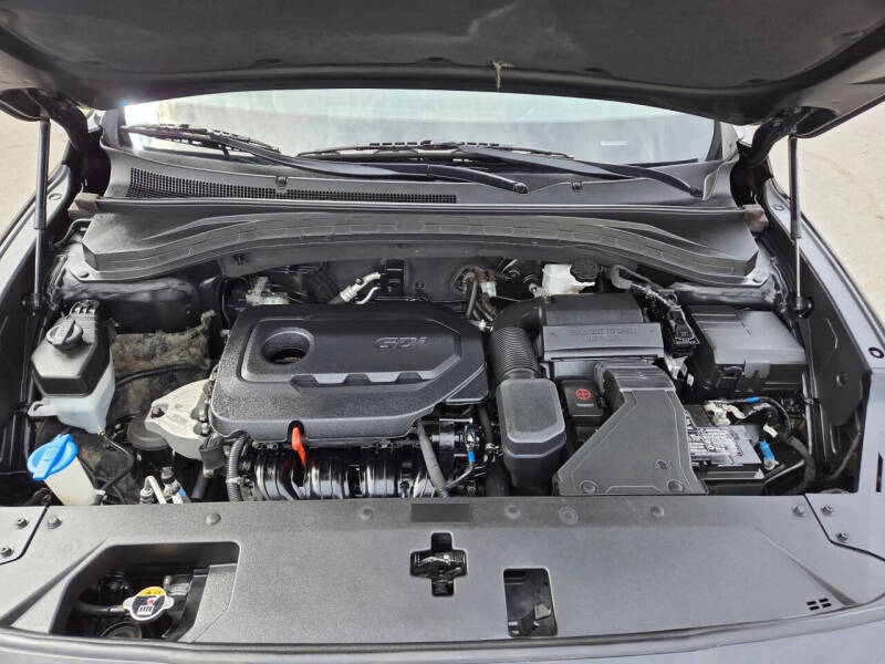 2019 Hyundai Santa Fe SE 2.4L