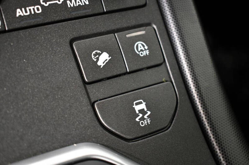 2019 Land Rover Range Rover Evoque SE Premium