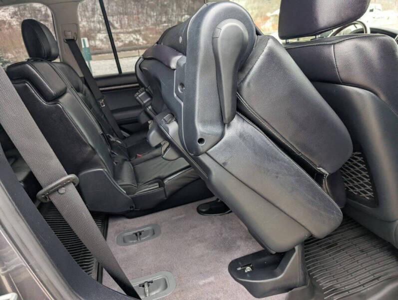 2013 Toyota Land Cruiser