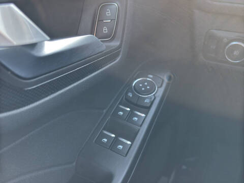 2025 Ford Escape ST-Line Select