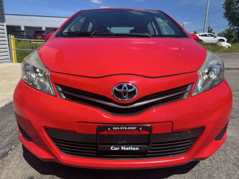 2012 Toyota Yaris 5-Door LE