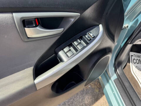 2014 Toyota Prius Two