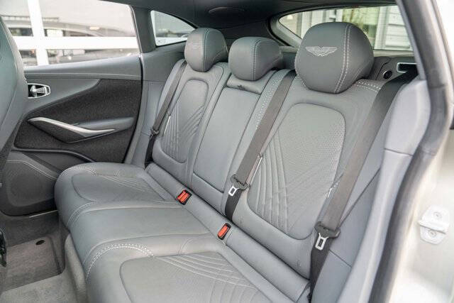 2021 Aston Martin DBX