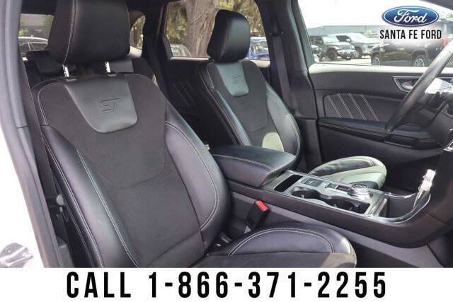 2022 Ford Edge ST