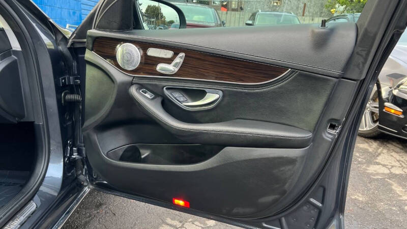 2015 Mercedes-Benz C-Class C 300