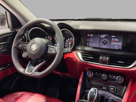 2020 Alfa Romeo Stelvio Sport