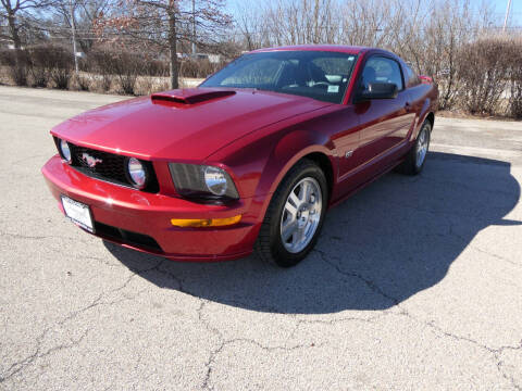 2007 Ford Mustang for sale at Triangle Auto Sales in Elgin IL