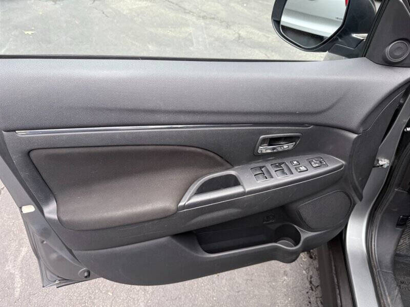 2017 Mitsubishi Outlander Sport ES