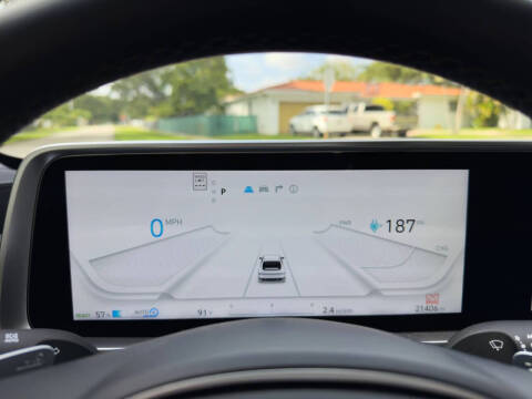 2024 Hyundai IONIQ 6 SE