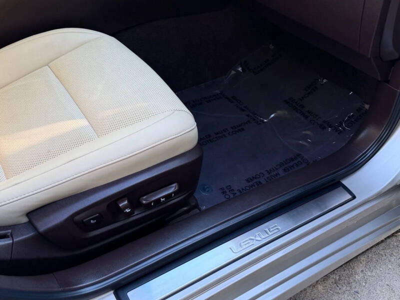 2017 Lexus ES 350
