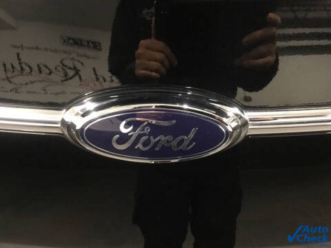 2017 Ford Taurus SHO