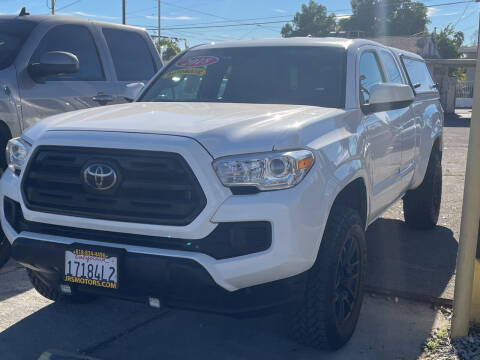 2018 Toyota Tacoma for sale at JR'S AUTO SALES in Pacoima CA