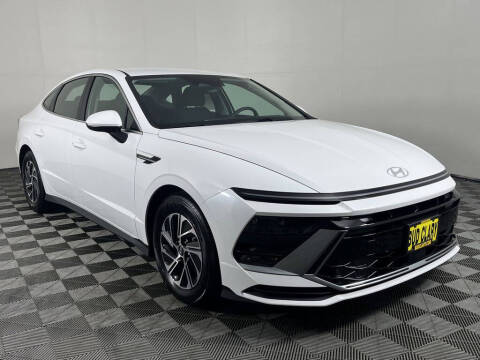 2026 Hyundai Sonata Hybrid Blue