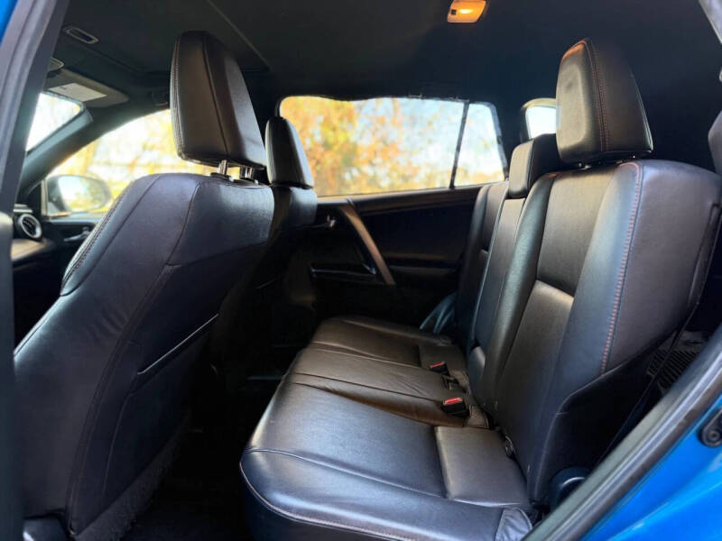 2016 Toyota RAV4 SE