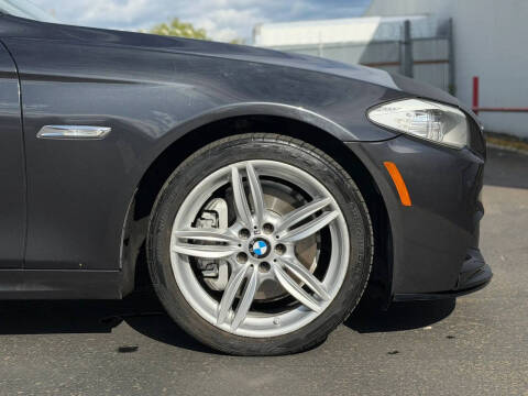 2012 BMW 5 Series 535i