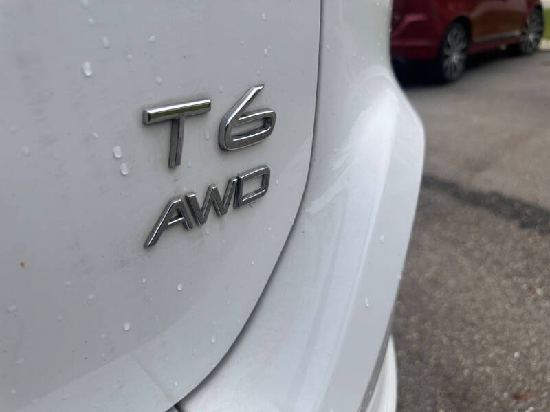 2017 Volvo XC60 T6 Dynamic