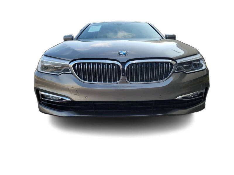 2017 BMW 5 Series 540i