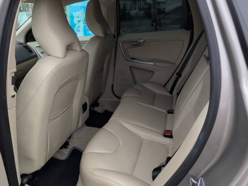2015 Volvo XC60 T6
