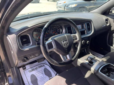 2013 Dodge Charger SE