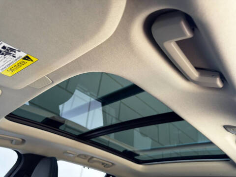 2023 Volvo XC90 Recharge T8 Ultimate Bright Theme 6P