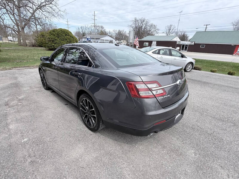 2019 Ford Taurus SEL