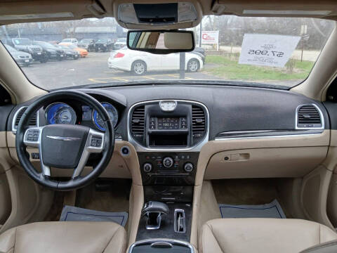 2012 Chrysler 300 Limited