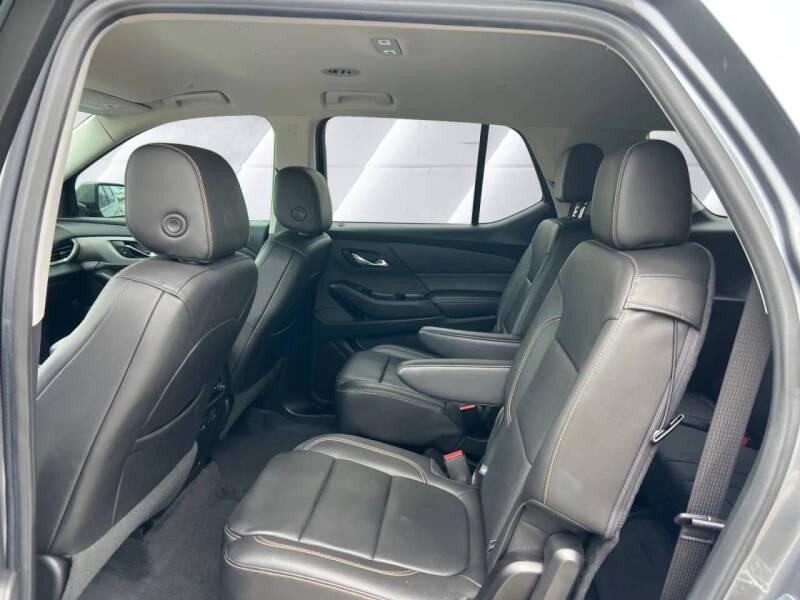 2020 Chevrolet Traverse LT Leather