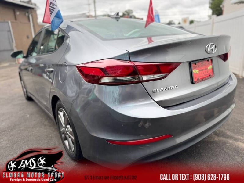 2018 Hyundai Elantra