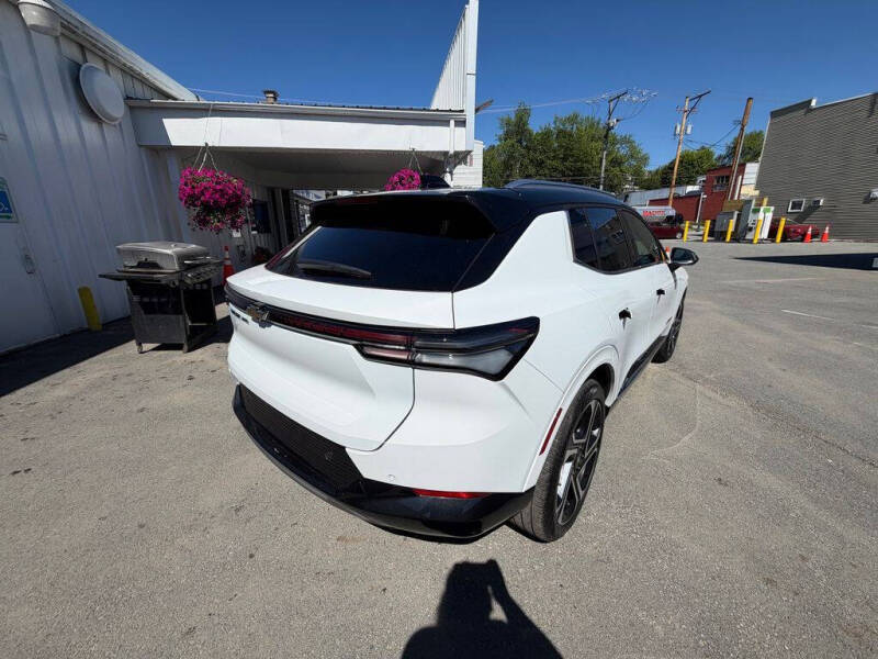 2026 Chevrolet Equinox EV LT 2