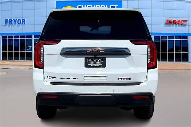 2024 GMC Yukon XL AT4