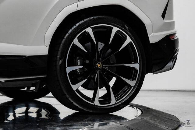 2022 Lamborghini Urus