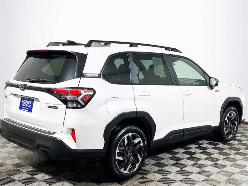 2025 Subaru Forester Premium Hybrid