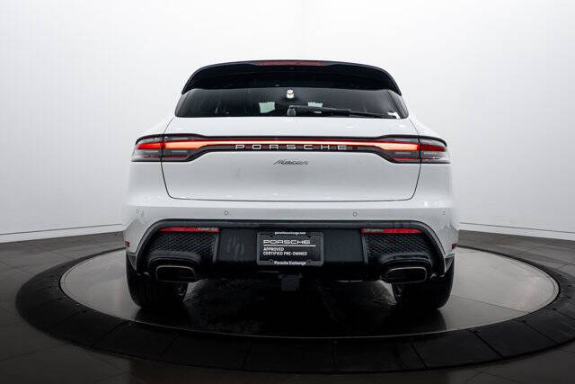 2025 Porsche Macan