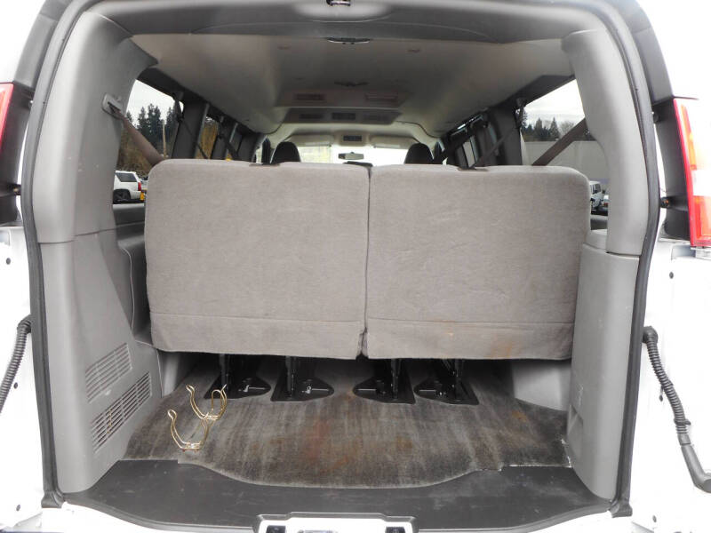 2017 Chevrolet Express LT 3500