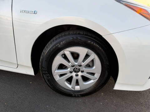 2018 Toyota Prius One