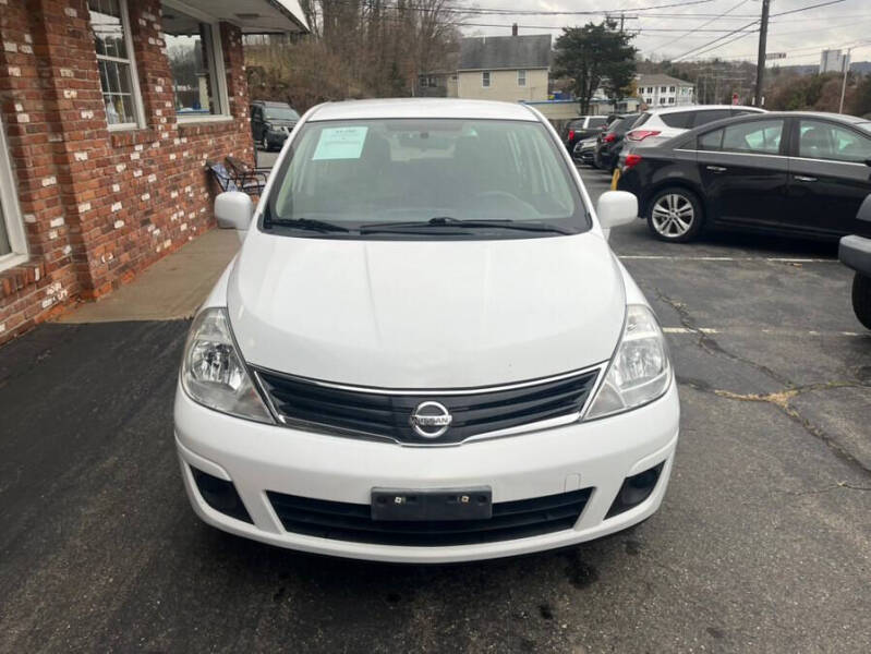 2012 Nissan Versa 1.8 S
