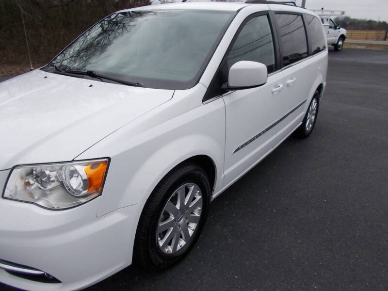 2016 Chrysler Town and Country Touring