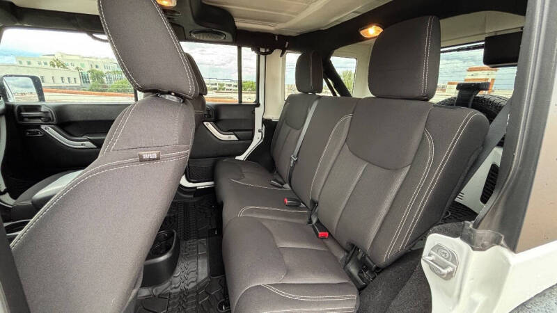 2014 Jeep Wrangler Unlimited Rubicon