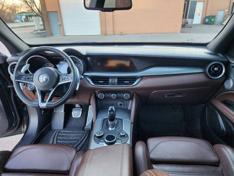 2019 Alfa Romeo Stelvio Ti Sport