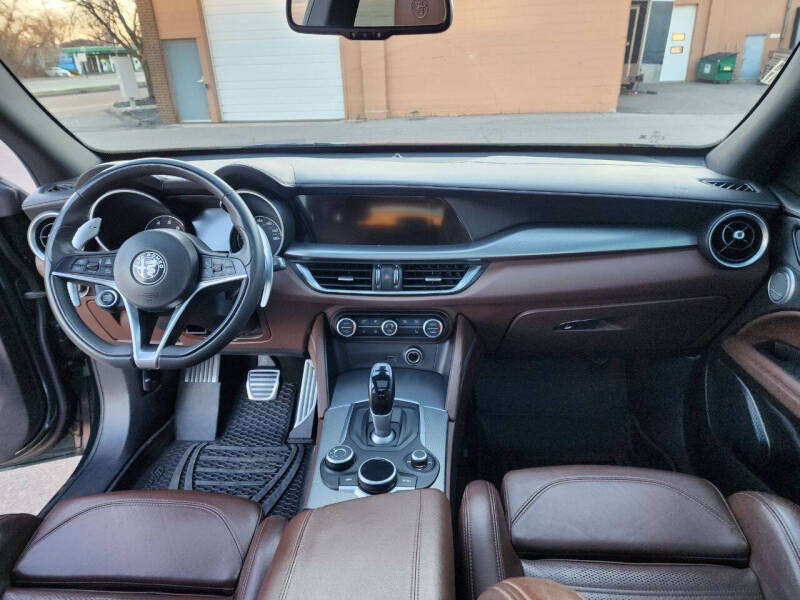 2019 Alfa Romeo Stelvio Ti Sport