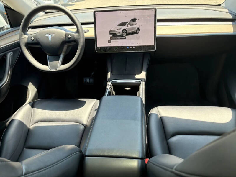 2023 Tesla Model Y Long Range