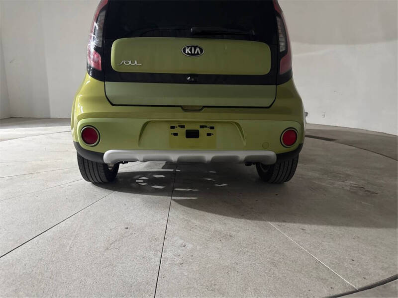 2017 Kia Soul +