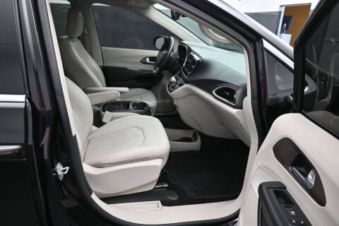 2018 Chrysler Pacifica Touring L