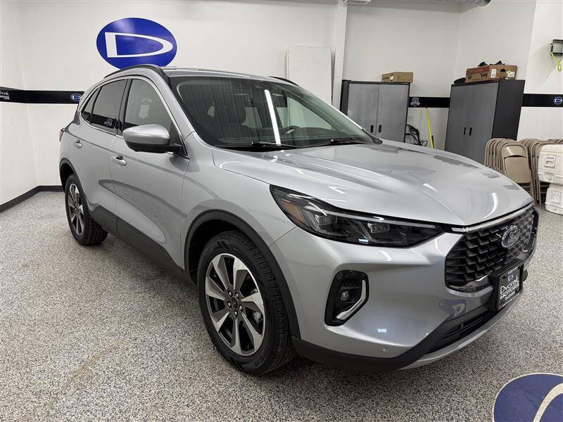 2023 Ford Escape Platinum