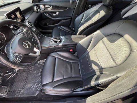 2017 Mercedes-Benz C-Class C 300 Luxury