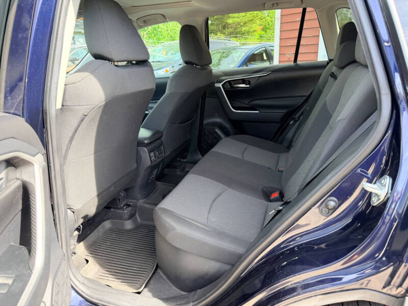 2021 Toyota RAV4 Hybrid XLE