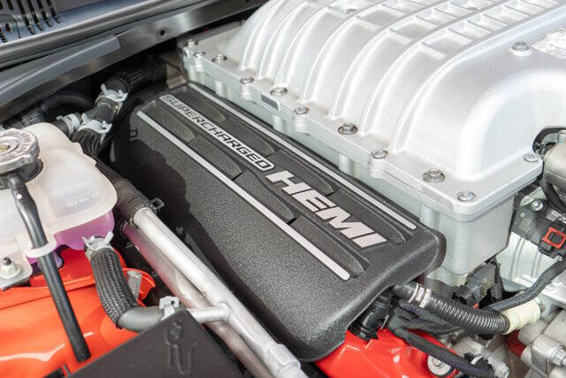 2018 Dodge Challenger 40