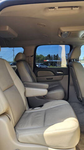 2009 Chevrolet Suburban LTZ