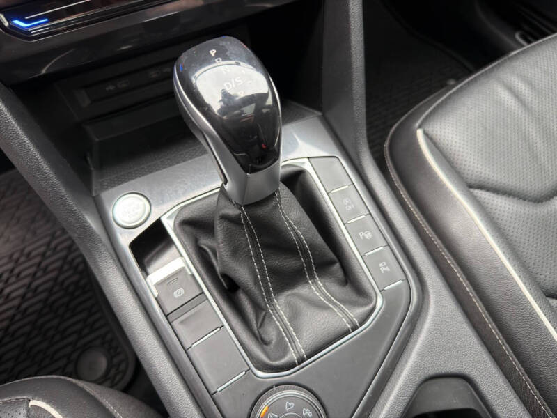 2022 Volkswagen Tiguan SEL R-Line 4Motion