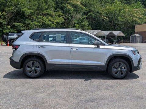 2025 Volkswagen Taos S